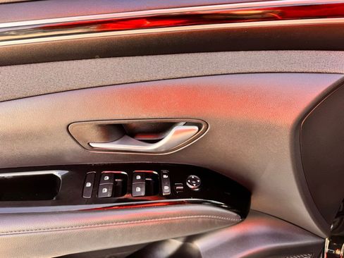 Used 2022 Hyundai Santa Cruz Limited image 40