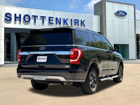 Used 2019 Ford Expedition XLT w/ Equipment Group 202A image 8