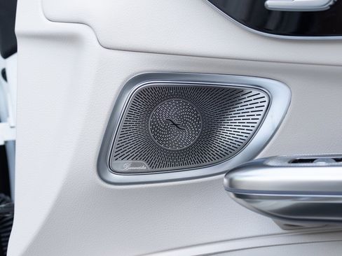 Used 2025 Mercedes-Benz CLE 450 4MATIC Cabriolet image 53