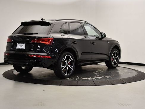 Certified 2025 Audi Q5 2.0T Premium Plus image 5