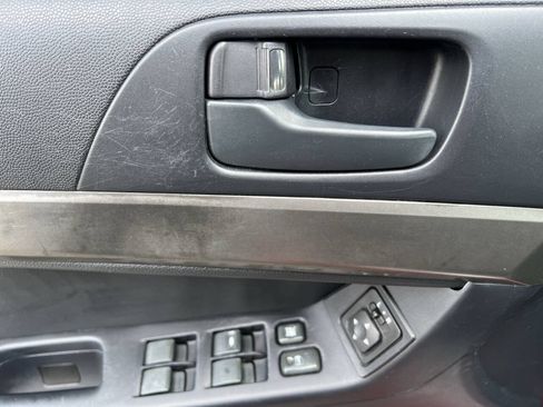 Used 2013 Mitsubishi Lancer ES FWD image 25