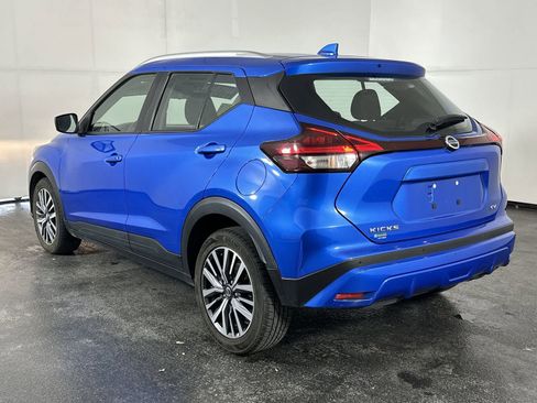 Certified 2021 Nissan Kicks SV image 9