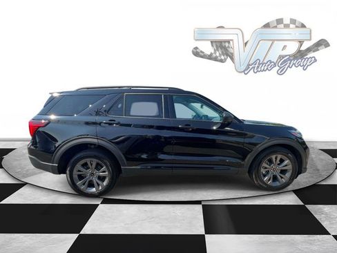 Used 2026 Ford Explorer Active w/ Active Comfort Package AWD/4WD image 5