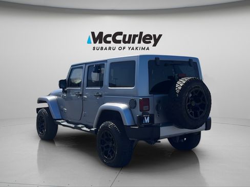 Used 2013 Jeep Wrangler Unlimited Sahara w/ Connectivity Group AWD/4WD image 4