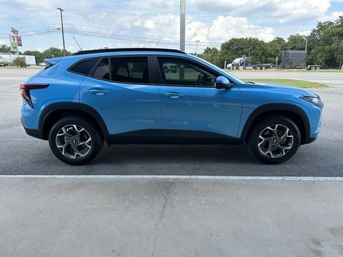 New 2025 Chevrolet Trax LT w/ Driver Confidence Package image 3