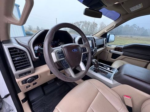 Used 2019 Ford F150 Lariat w/ Equipment Group 502A Luxury image 15