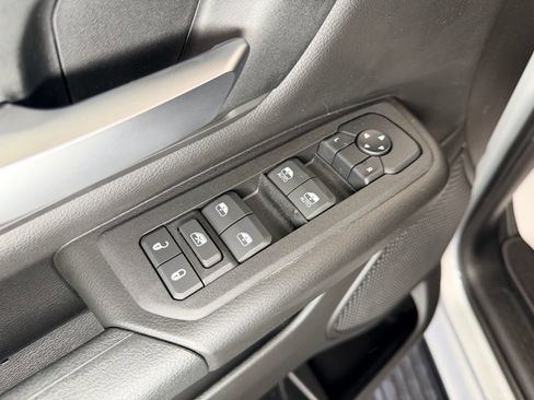 New 2026 RAM 1500 Express AWD/4WD image 19