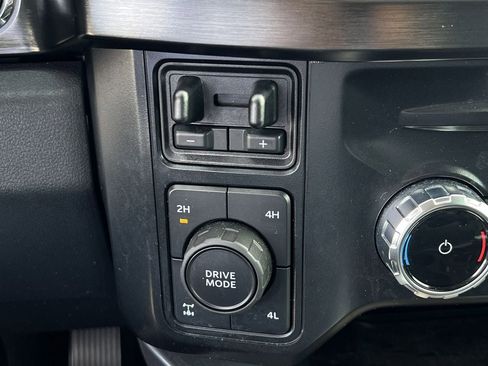 Used 2024 Ford F250 Lariat w/ Lariat Ultimate Package image 22