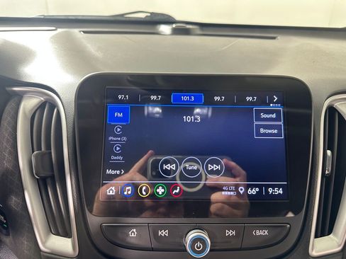 Used 2023 Chevrolet Malibu LT image 25