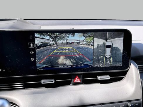 Certified 2025 Hyundai Ioniq 5 Limited AWD/4WD image 28