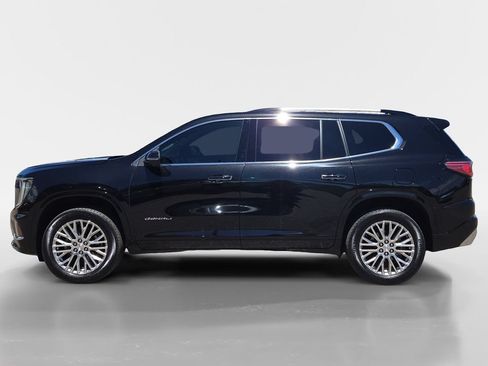 Used 2025 GMC Acadia Denali FWD image 2
