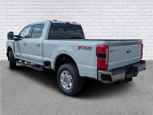 New 2026 Ford F250 XLT w/ XLT Premium Package image 3