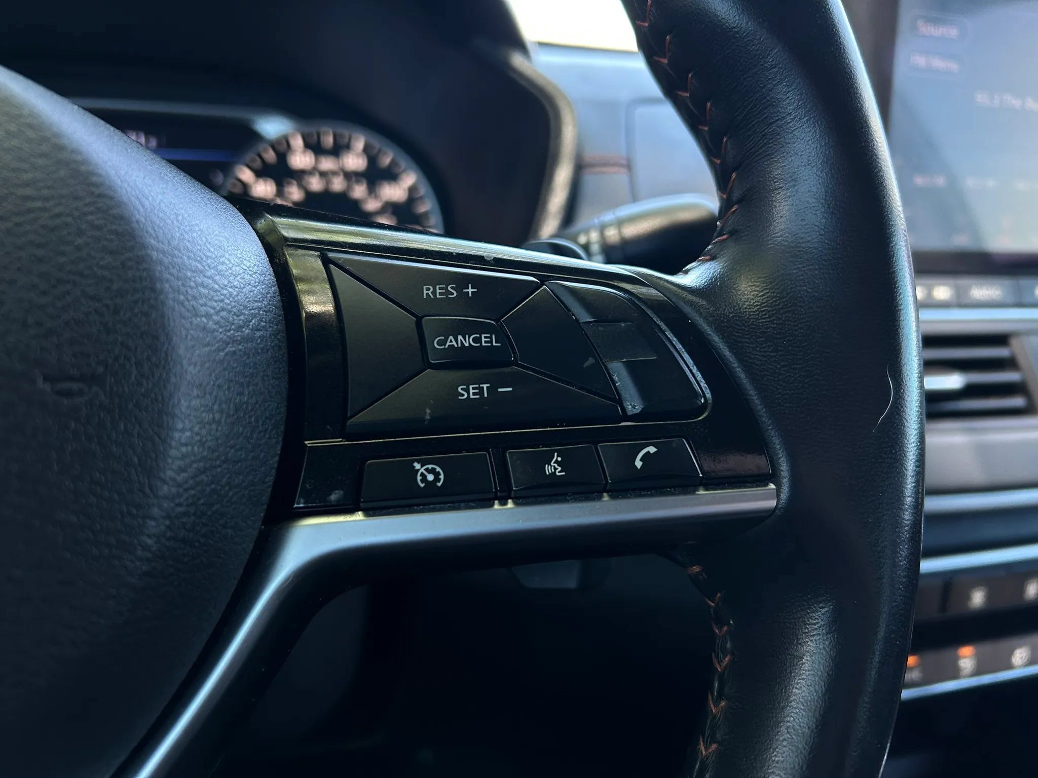 Used 2021 Nissan Altima 2.5 SR FWD image 24