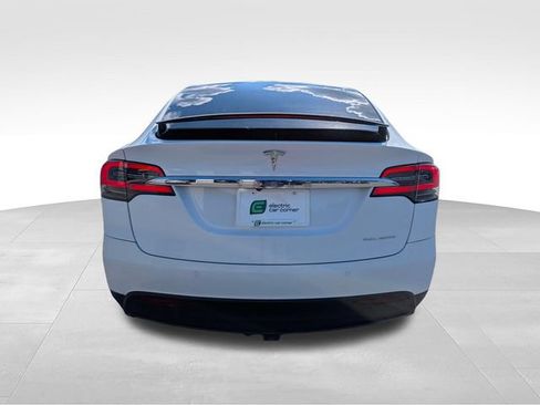 Used 2020 Tesla Model X Long Range AWD/4WD image 6