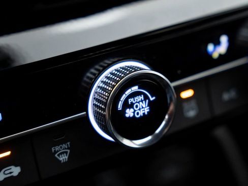 Used 2023 Honda Civic Sport image 24