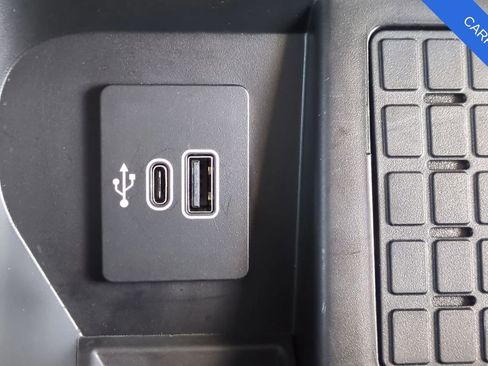 Used 2025 Ford F150 XLT w/ Equipment Group 302A MID image 37