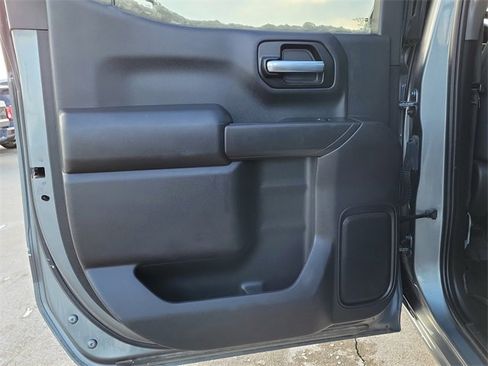 Used 2021 Chevrolet Silverado 1500 LT image 11