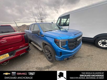 Used 2022 GMC Sierra 1500 Elevation w/ LPO, Elevation Black Package
