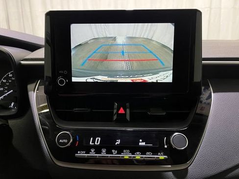 Certified 2024 Toyota Corolla LE FWD image 18