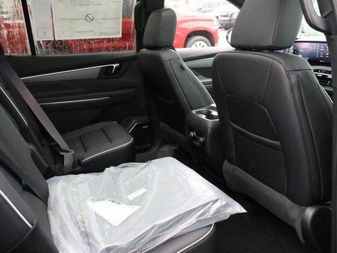 New 2025 Buick Enclave Sport Touring w/ Power Package image 9