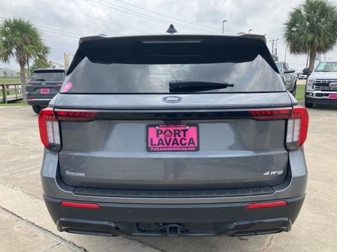 Used 2025 Ford Explorer ST-Line AWD/4WD image 6
