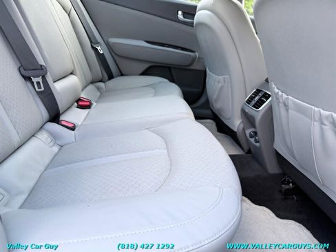 Used 2016 Kia Optima EX FWD image 22