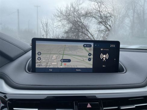 Used 2023 Acura MDX SH-AWD w/ Technology Package image 19