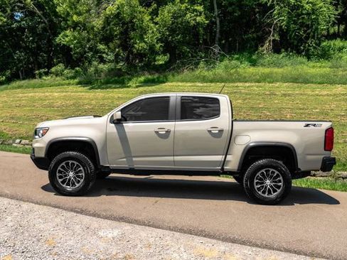 Used 2022 Chevrolet Colorado ZR2 AWD/4WD image 12