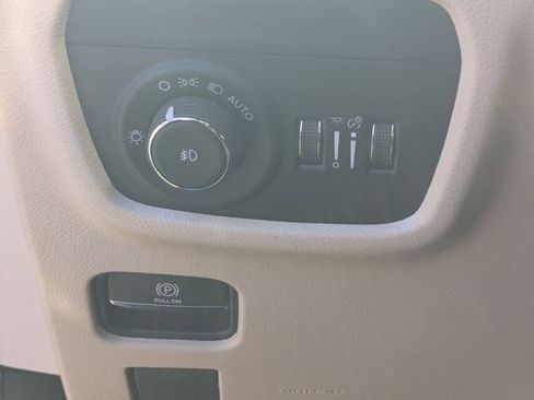 New 2026 Jeep Grand Cherokee Limited RWD image 15