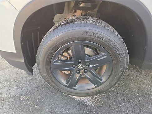 Used 2021 Honda Ridgeline Black Edition image 2