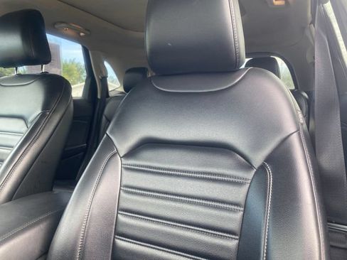 Used 2020 Ford Edge SEL w/ Convenience Package AWD/4WD image 10