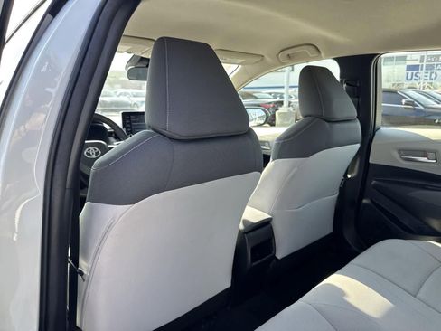 Used 2021 Toyota Corolla LE image 17
