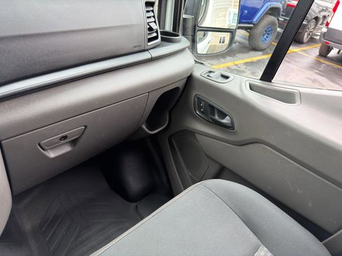 Used 2020 Ford Transit 250 Medium Roof w/ Load Area Protection Package image 24