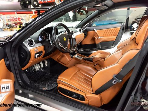 Used 2005 Ferrari 612 Scaglietti image 10