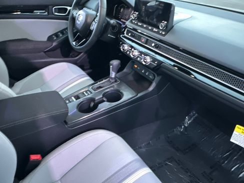 Certified 2025 Honda Civic Sport image 15