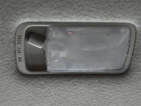 Used 2023 Nissan Kicks SR w/ SR Premium Package image 15