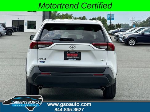Used 2023 Toyota RAV4 LE FWD image 6