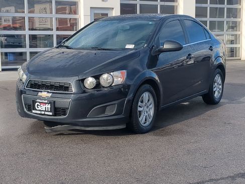 Used 2014 Chevrolet Sonic LT image 10