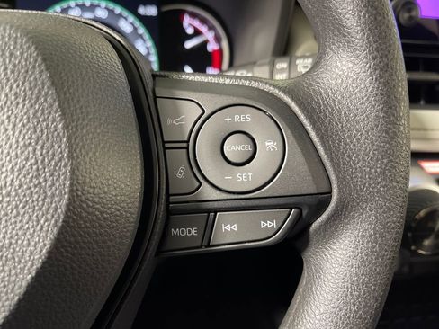 New 2025 Toyota RAV4 XLE image 27