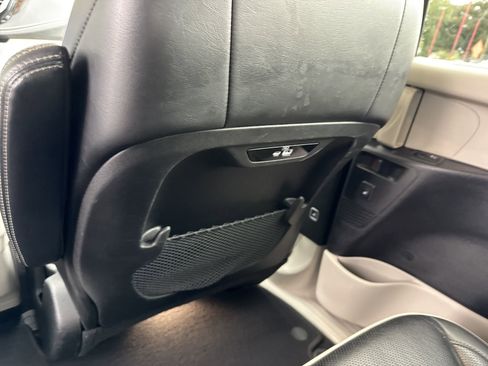 Used 2022 Chrysler Pacifica Limited image 14