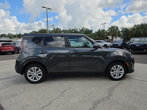 Certified 2023 Kia Soul LX FWD image 9