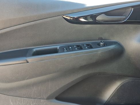 Used 2022 Chevrolet Spark LT image 12