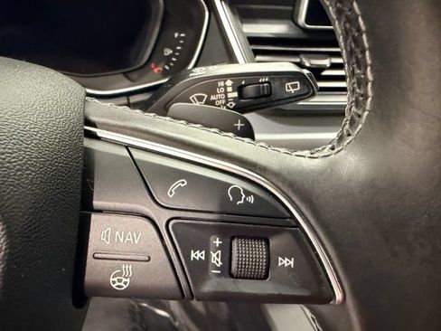 Used 2018 Audi SQ5 Premium Plus AWD/4WD image 22