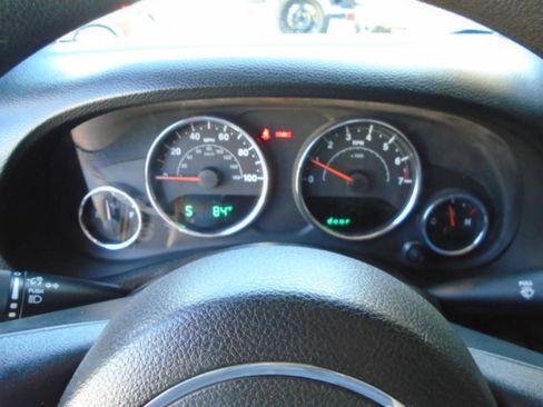 Used 2013 Jeep Wrangler Sport image 14