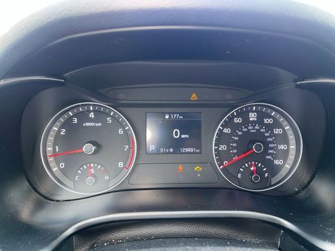 Used 2019 Kia Forte LXS image 8