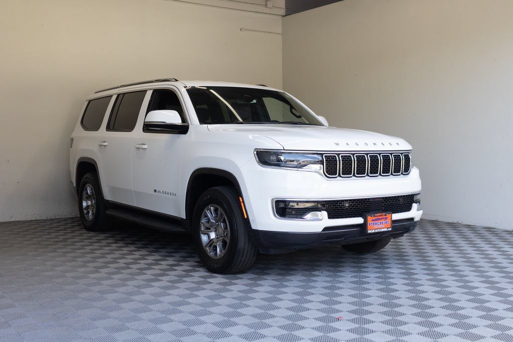 Used 2022 Jeep Wagoneer Series I AWD/4WD image 6
