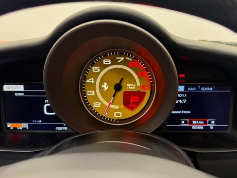 Used 2018 Ferrari 488 Spider RWD image 22