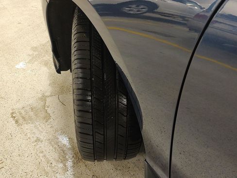 Certified 2024 Honda Accord EX-L image 36