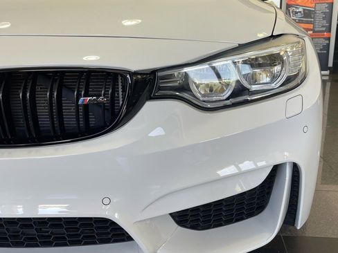 Used 2016 BMW M4 Coupe image 10
