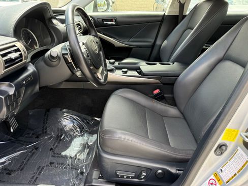 Used 2016 Lexus IS 300 AWD w/ Accessory Package 2 image 19